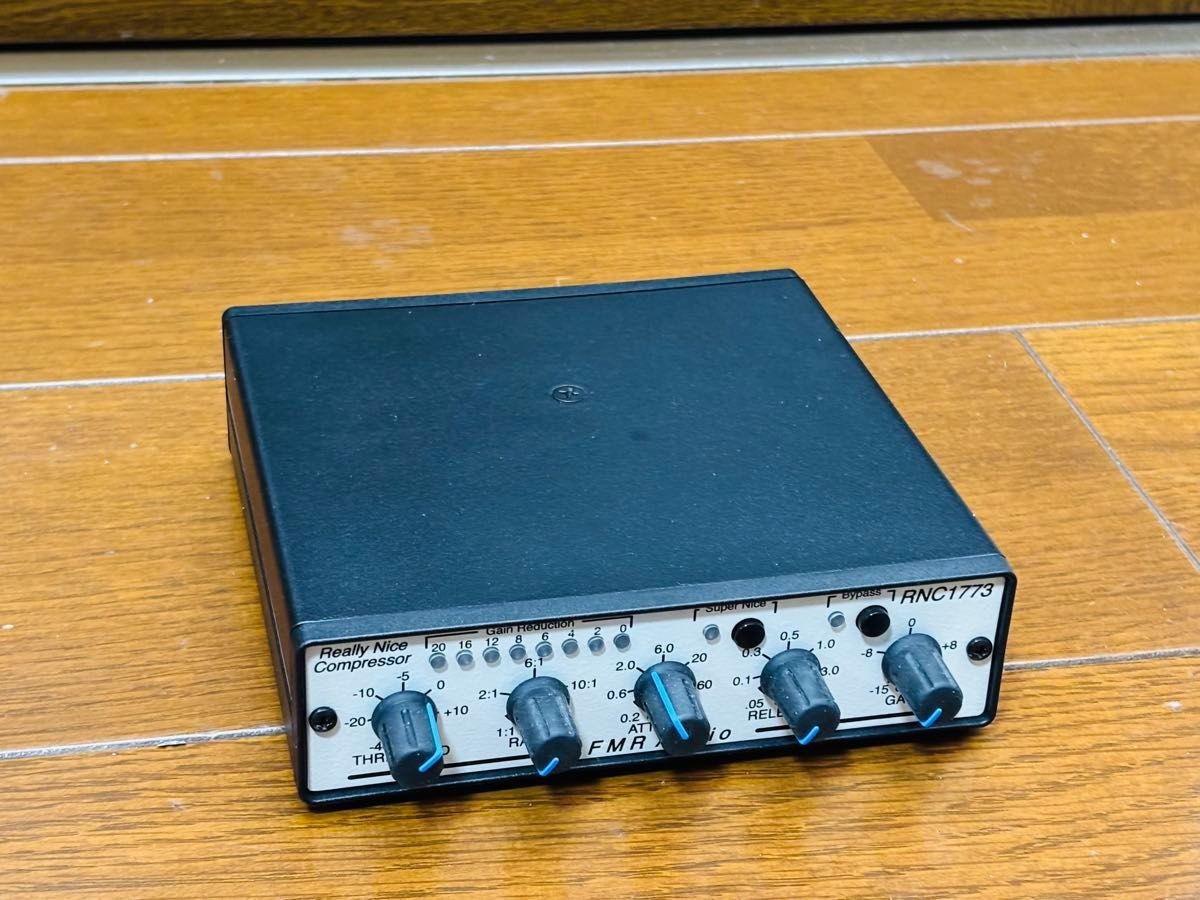 FMR Audio RNC1773 Really Nice Compressor Confirmed Operation Free Shipping