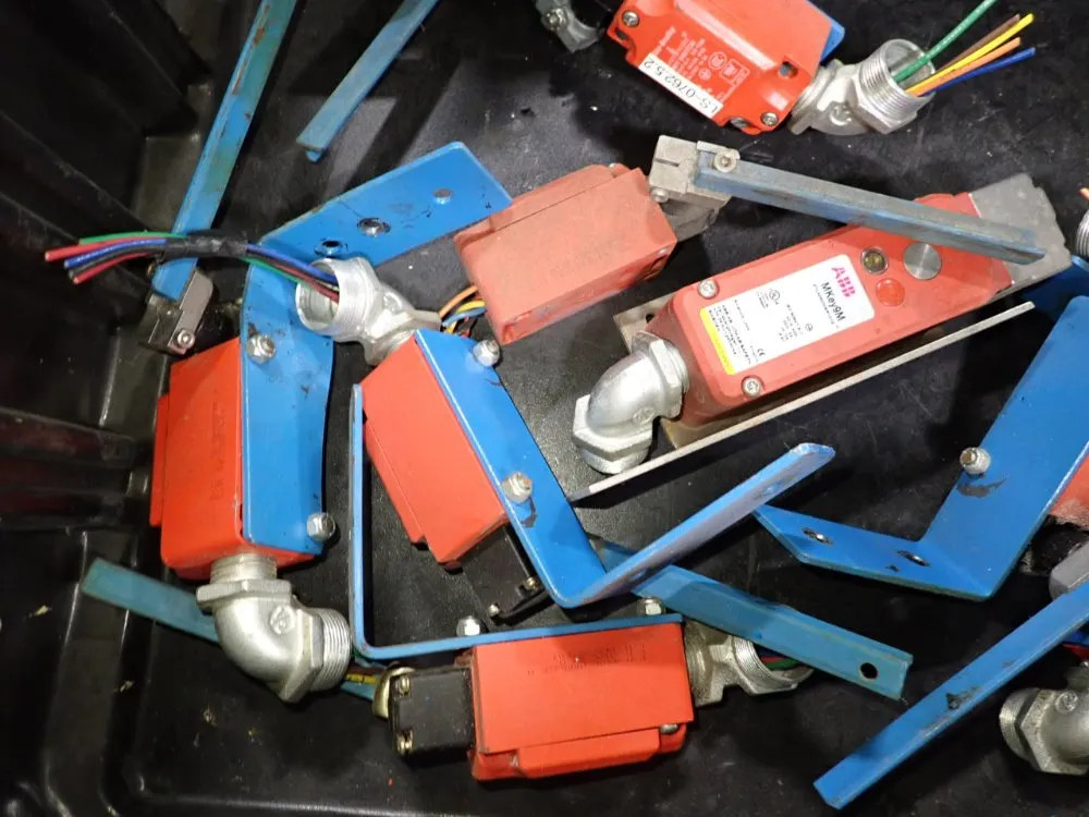 ABB MKEY9M SOLENOID LOCKS 10251570032