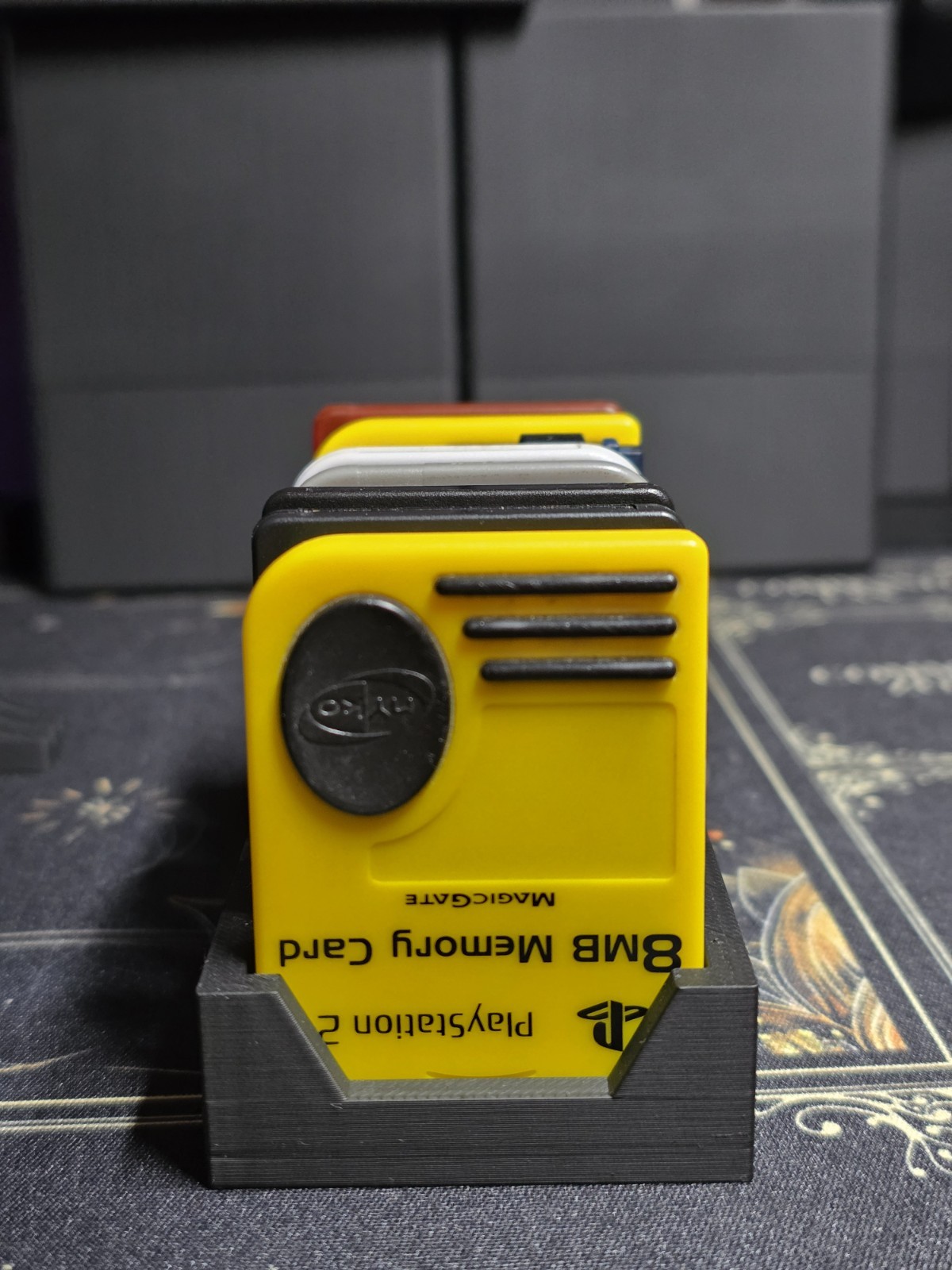 PS2 Memory Card Holder Stand (8 Slot) – PlayStation 2 Storage Organizer Rack