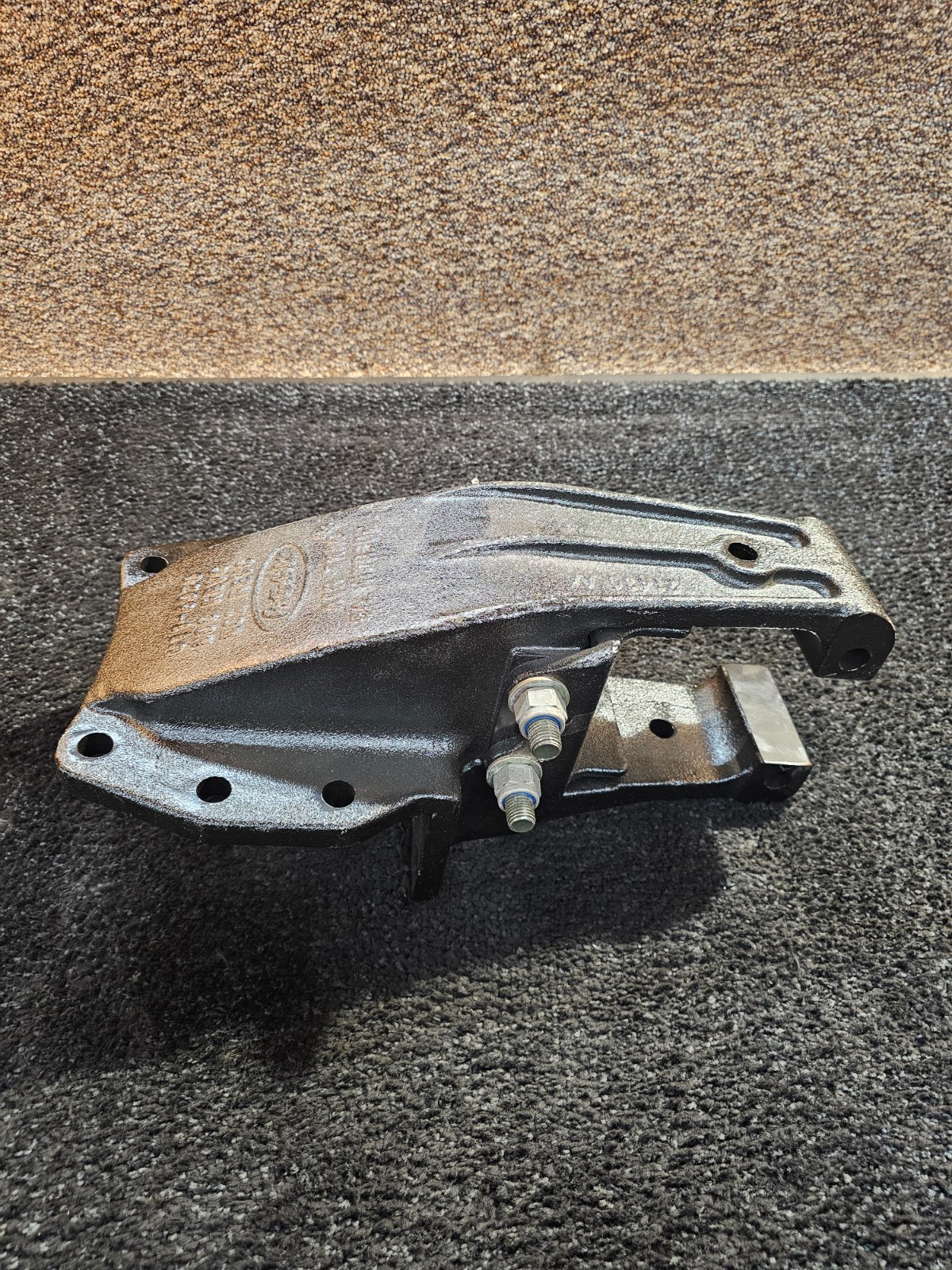 Peterbilt C11-6020 Air Trac Bracket Assembly (46K) Fits 2020 Peterbilt 567 Truck