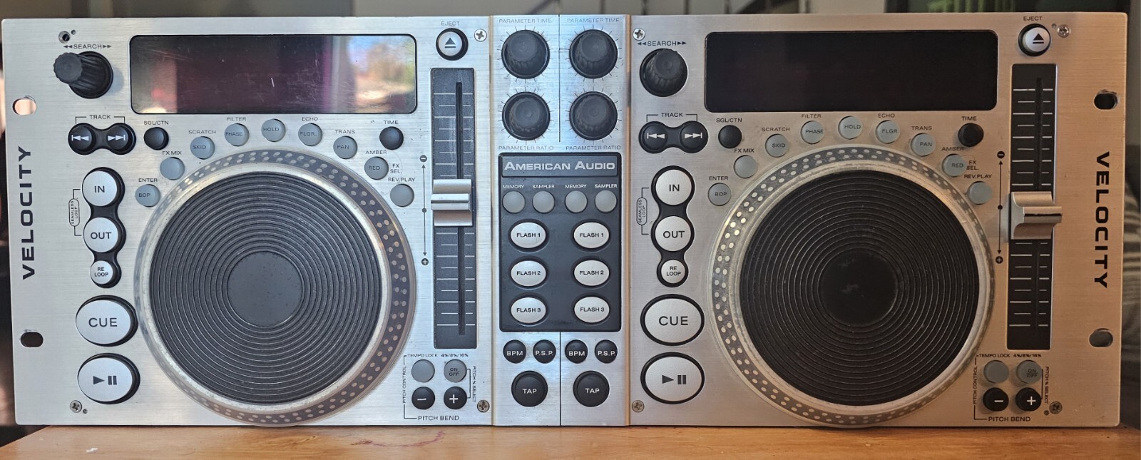 American Audio Velocity Silver version Dual Scratcher-SOLD AS IS,