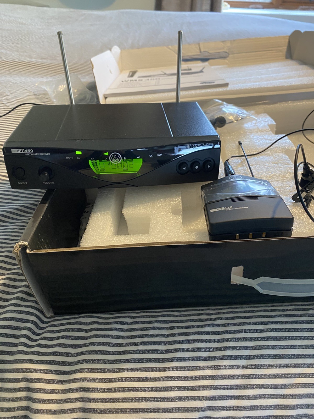 Wireless Microphone AKG WMS450 Wireless Presenter Set - open box, unused.