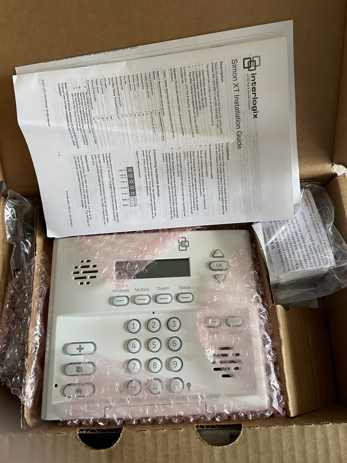INTERLOGIX 80-632-3N-XT SIMON XT Starter Pkg A1 w/o X10