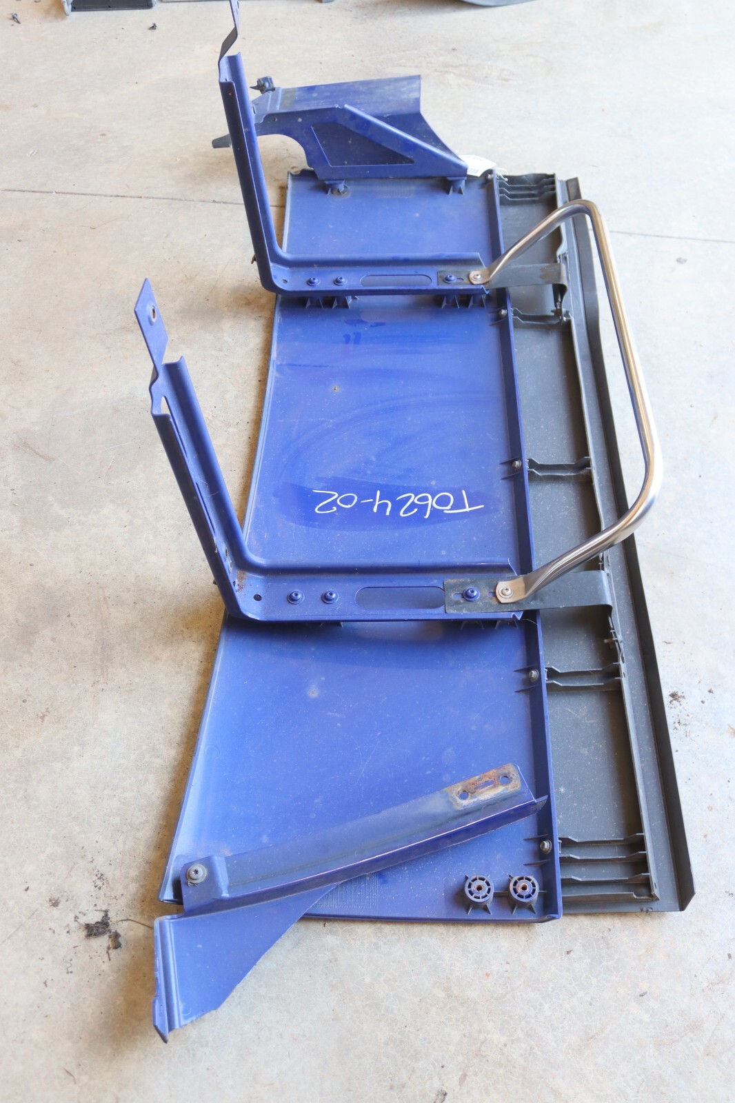 2019-2023 VOLVO VNL 760 D13 REAR LEFT SIDE CAB LOWER FAIRING PANEL OEM