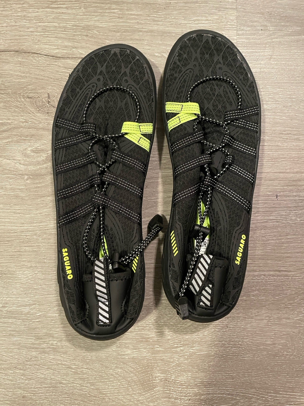 SAGUARO Barefoot Minimalist Water Shoes. Men's 9 Women’s 10.5. BRAND NEW