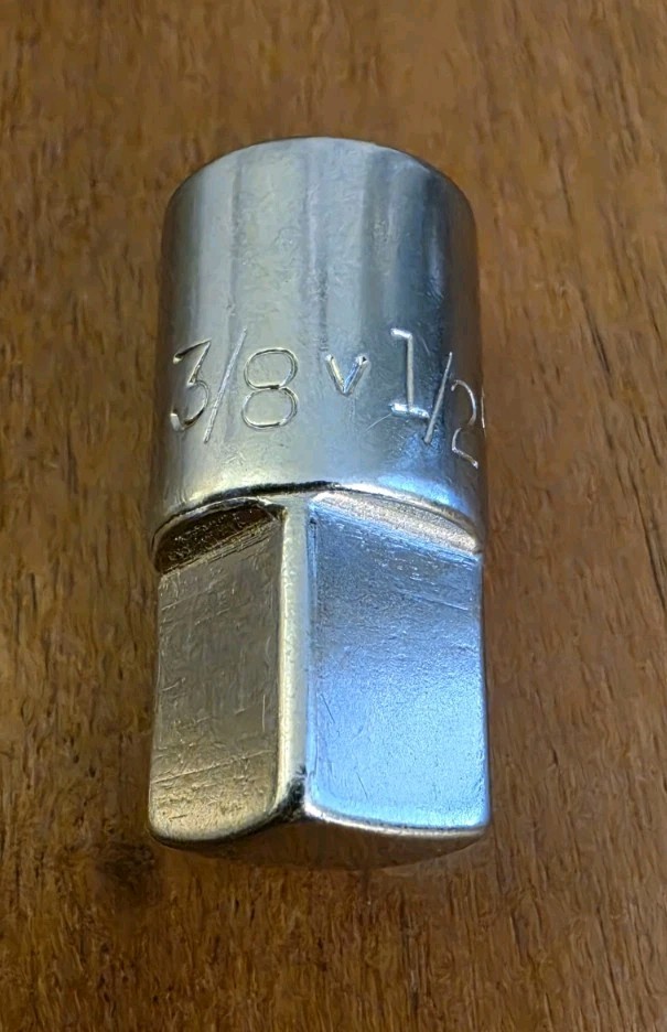 Craftsman USA 3/8" F To 1/2" M Socket Adapter V 4258
