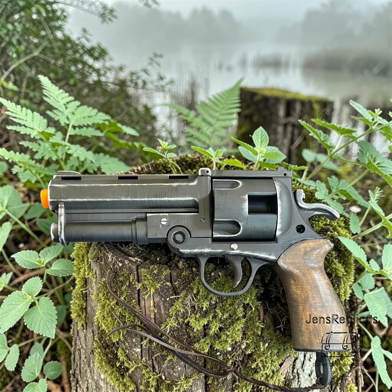 Oversized Hellboy Good Samaritan Set With Quick Loader, 12 Fake Bullets, Cosplay