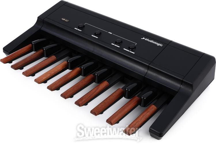 Studiologic MP-117 MIDI Controller Pedal Board