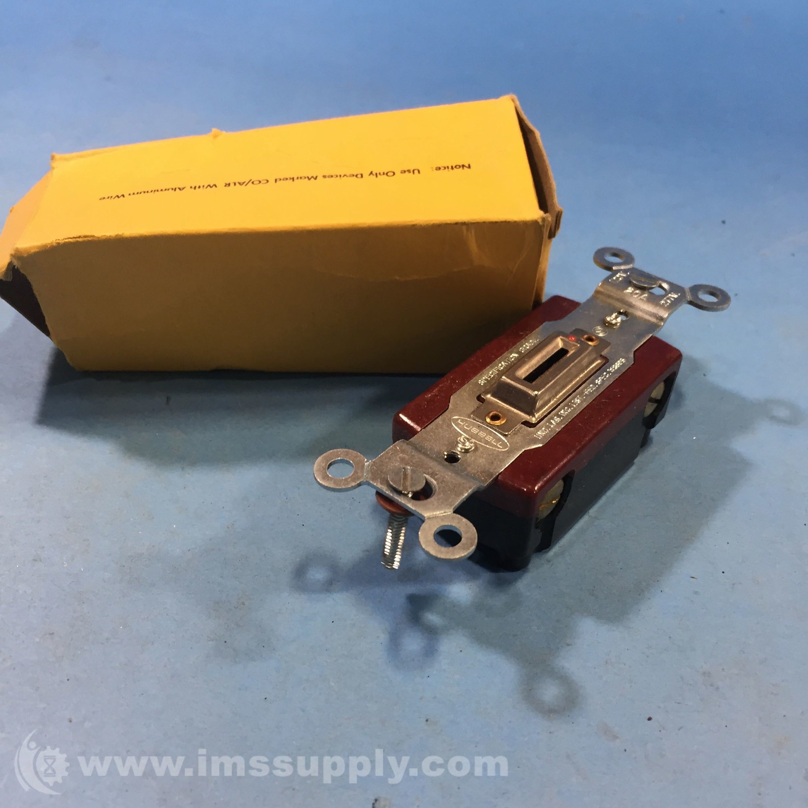 Hubbell CS6379C Wiring Device FNOB