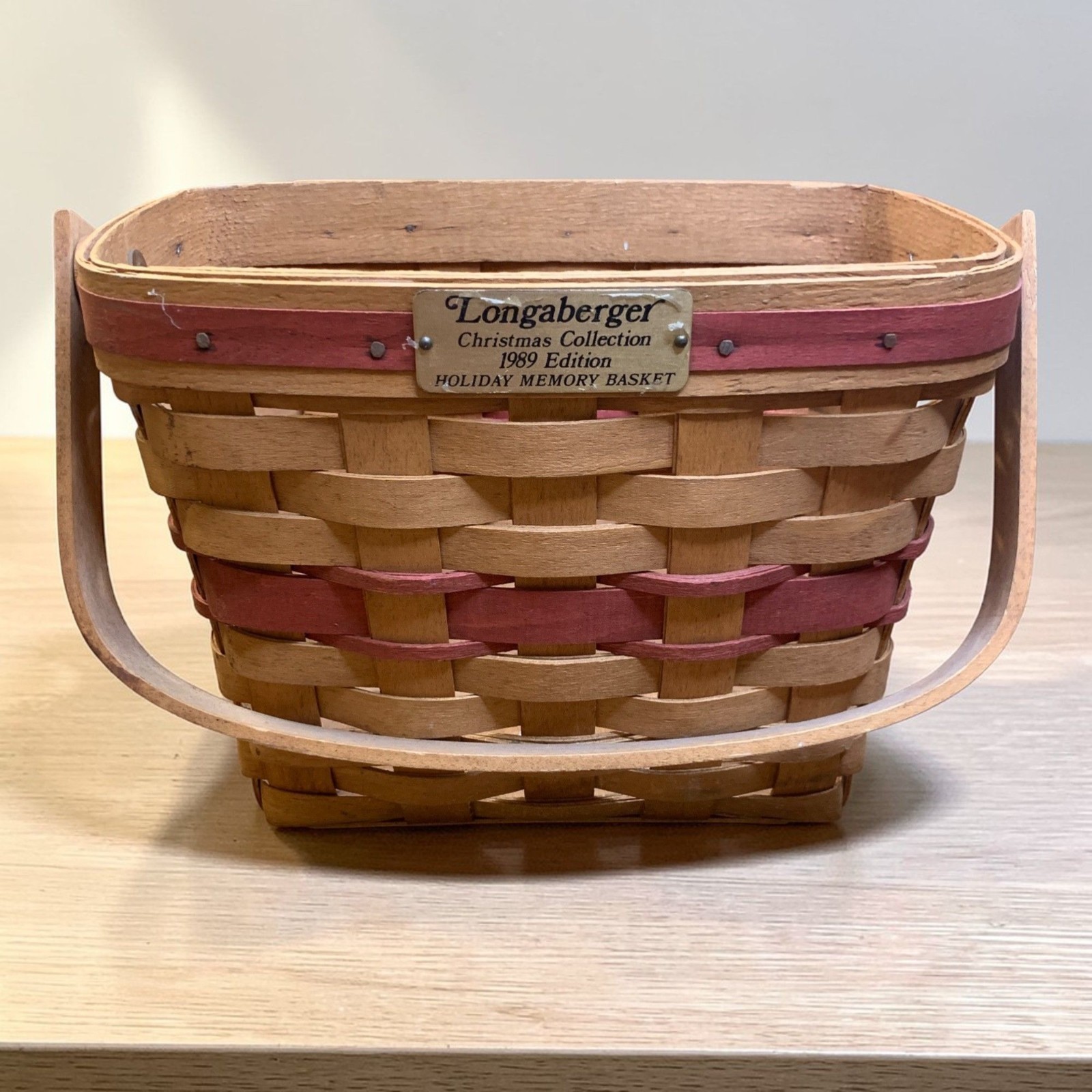1989 EDITION - Longaberger Christmas Holiday Memory Basket