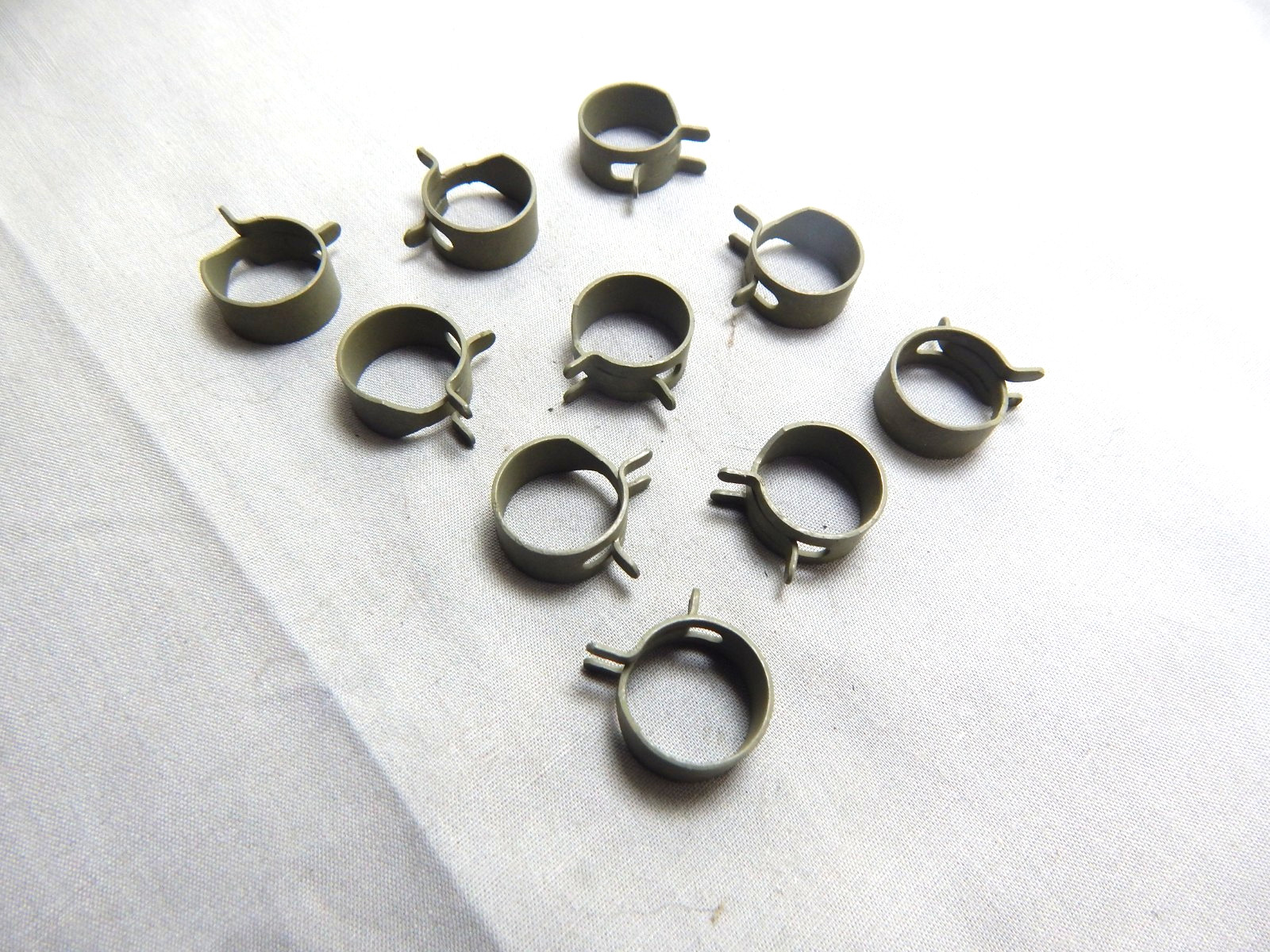 5/8" SPRING HOSE CLAMPS