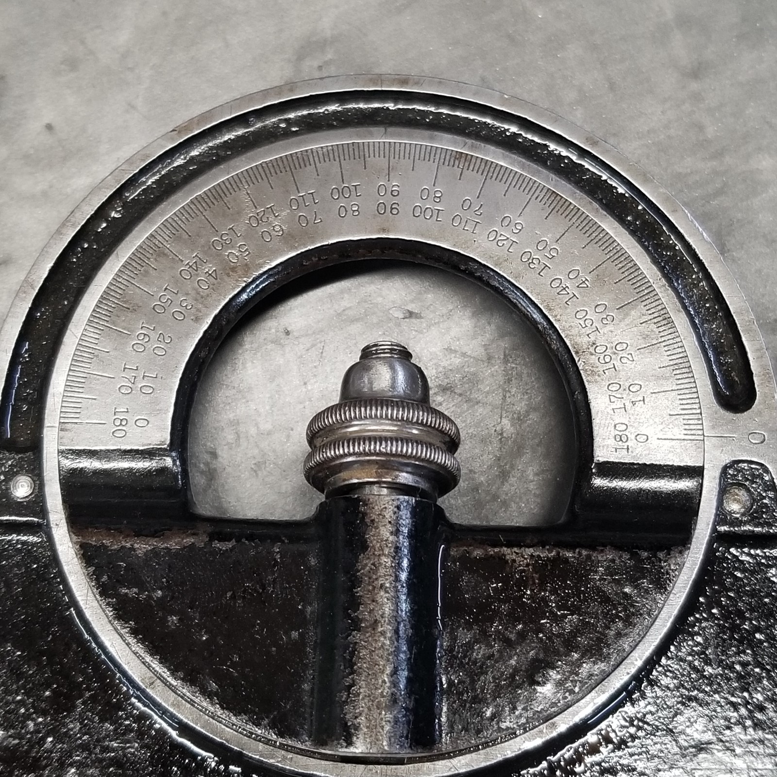 VINTAGE STARRETT NO. 492 PROTRACTOR