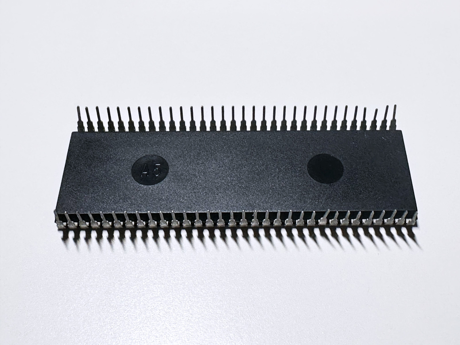 MB88P515B FUJITSU CMOS 4-Bit Microcomputer IC DIP-64