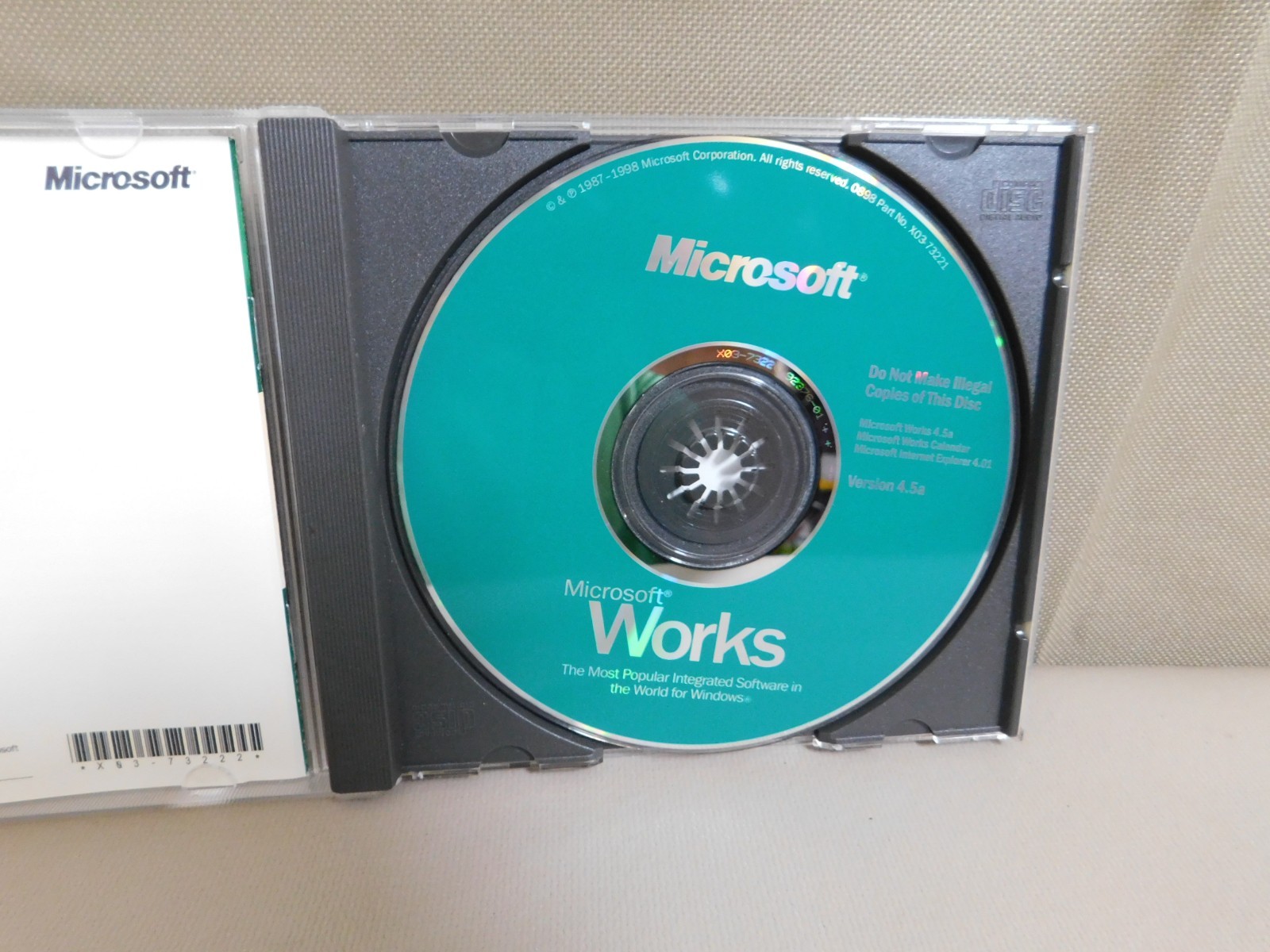 Microsoft Works Version 4.5a (Windows 95, 1998) with CD Key VGC Disc Clean