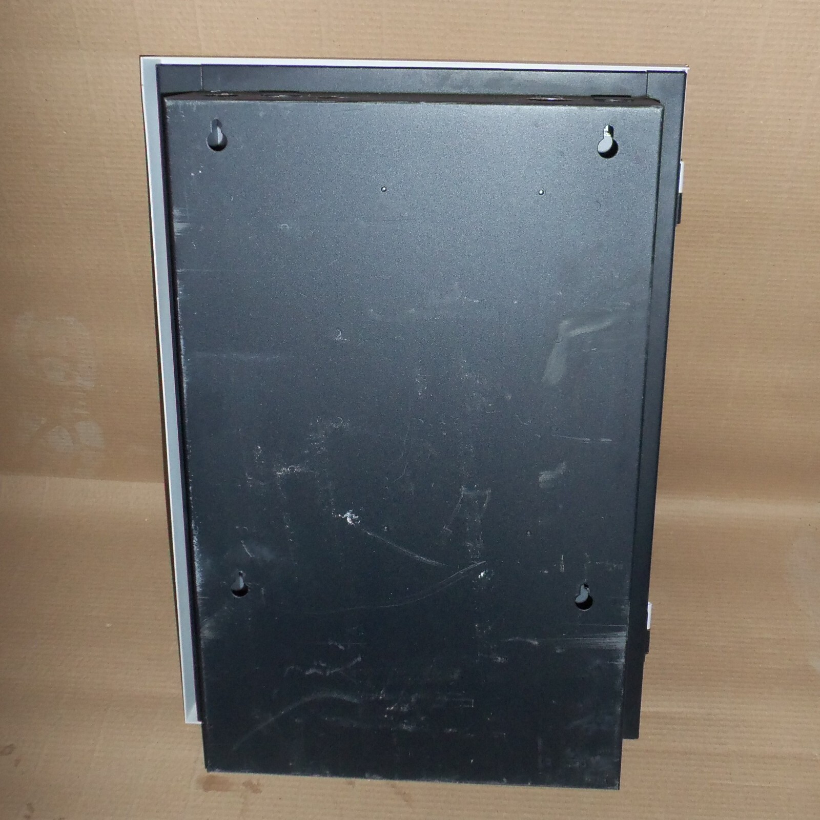 EDWARDS EST3 COMMERCIAL FIRE ALARM SECURITY EMERGENCY PANEL CONTROL UNIT W/ KEY