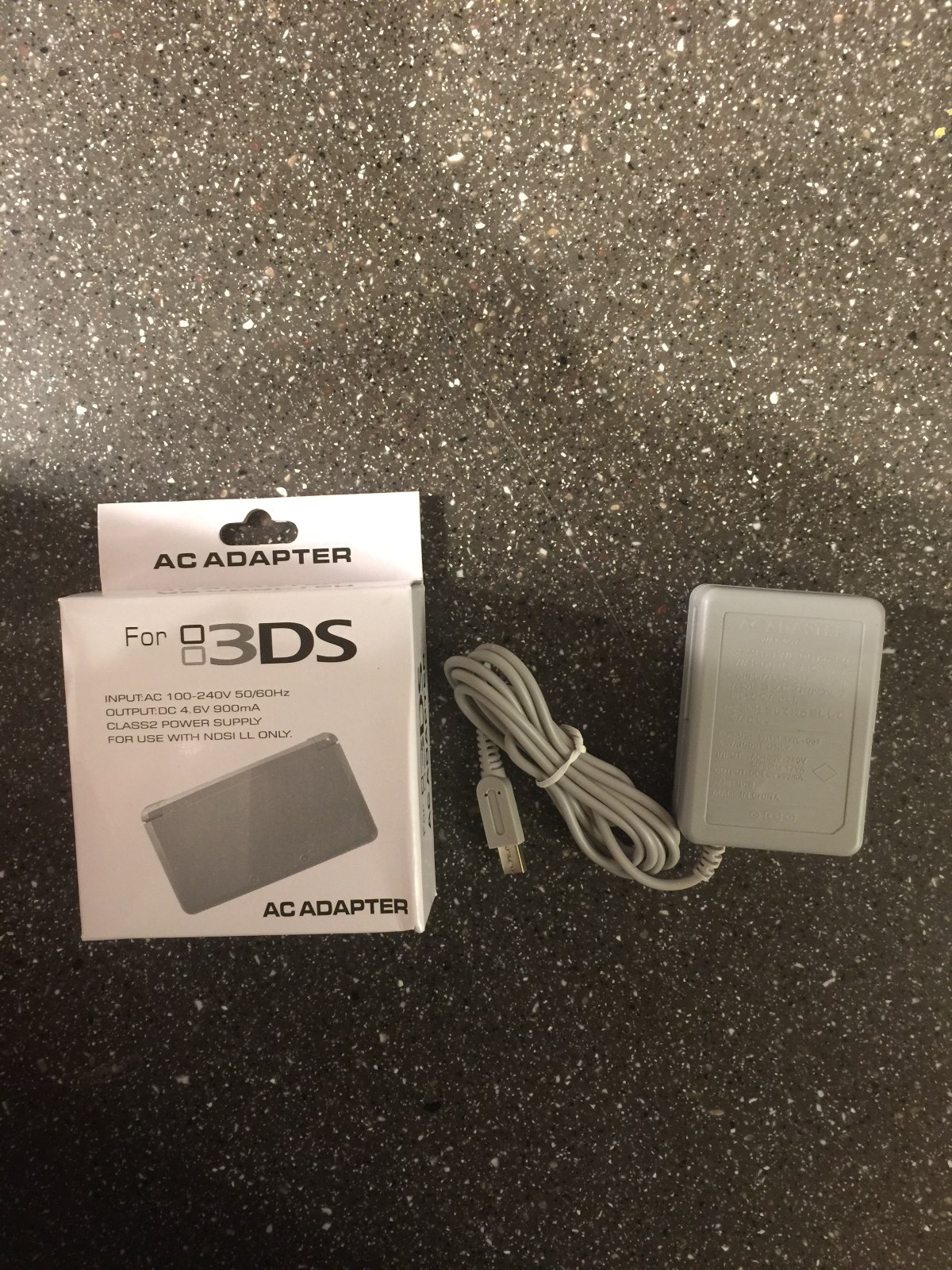 Brand NIB Nintendo 3DS/3DS XL/Nintendo DSi Charger AC Adapter Wall Power Supply