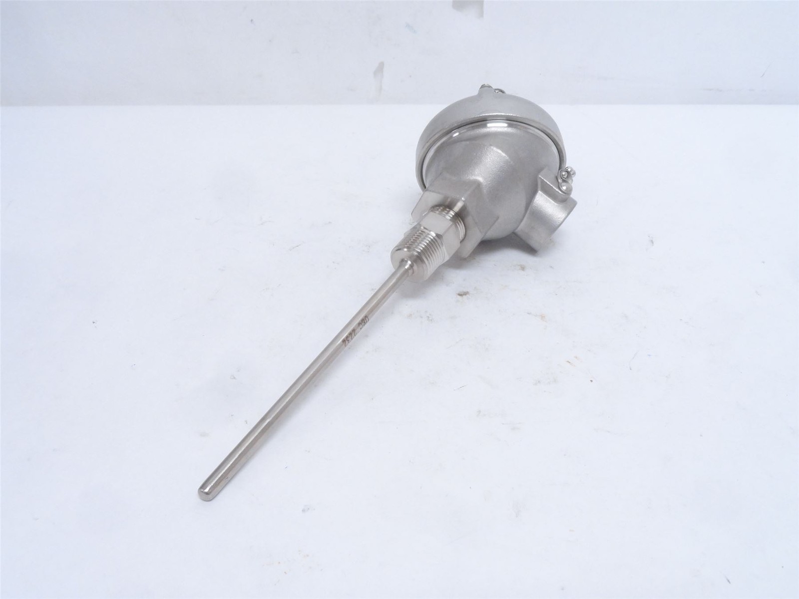 250570 New-No Box; UE MI1573TGL6HD40 RTD Temp Sensor; SS; 3/4NPT Conduit
