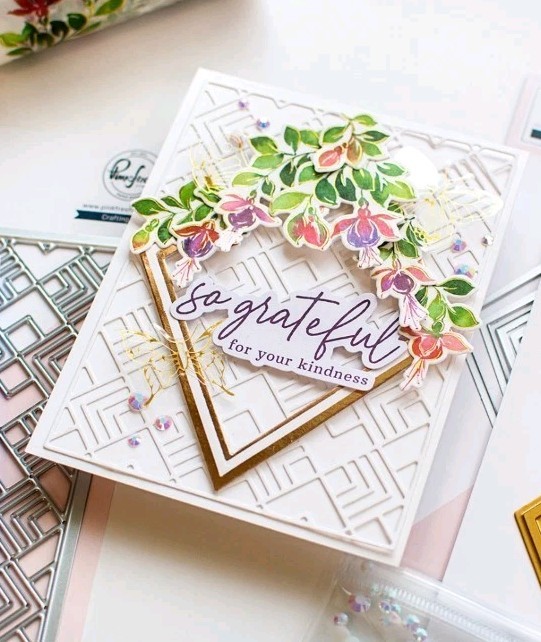 Pinkfresh Studio NESTED DIAMONDS Hot Foil Plate Set NEW!