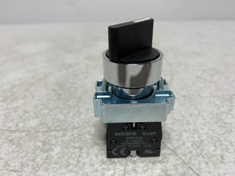 Noark Ex9P Selector Switch 15A 240V AC-15
