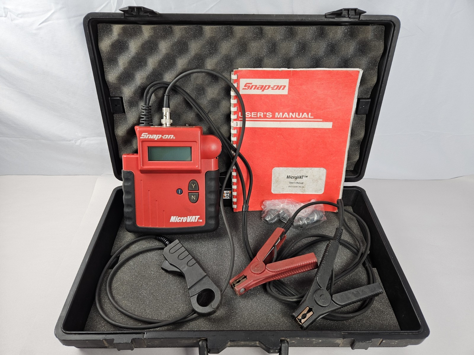 Snap-On Micro VAT EECS304 Battery Alternator Tester w/ Manual Adapters Case