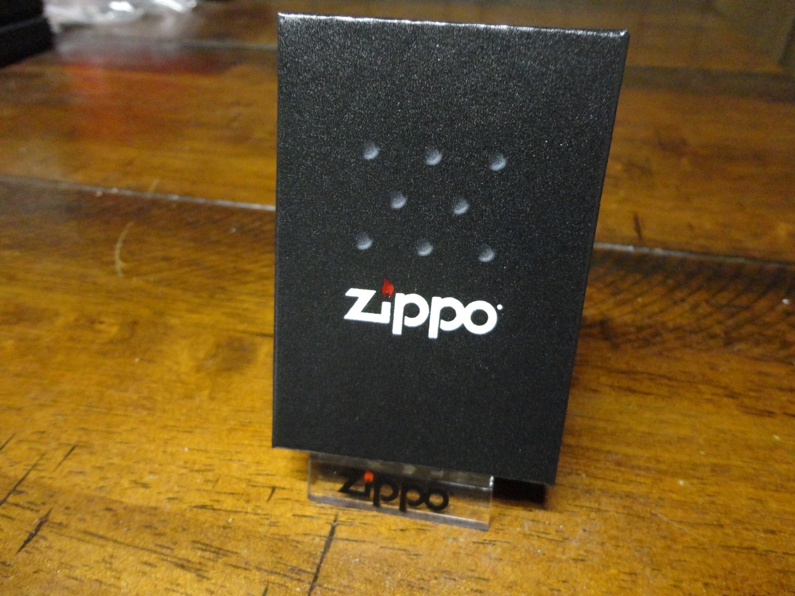 CASE XX KNIFE SHIELDS 540 DESIGN ZIPPO LIGHTER MINT IN BOX