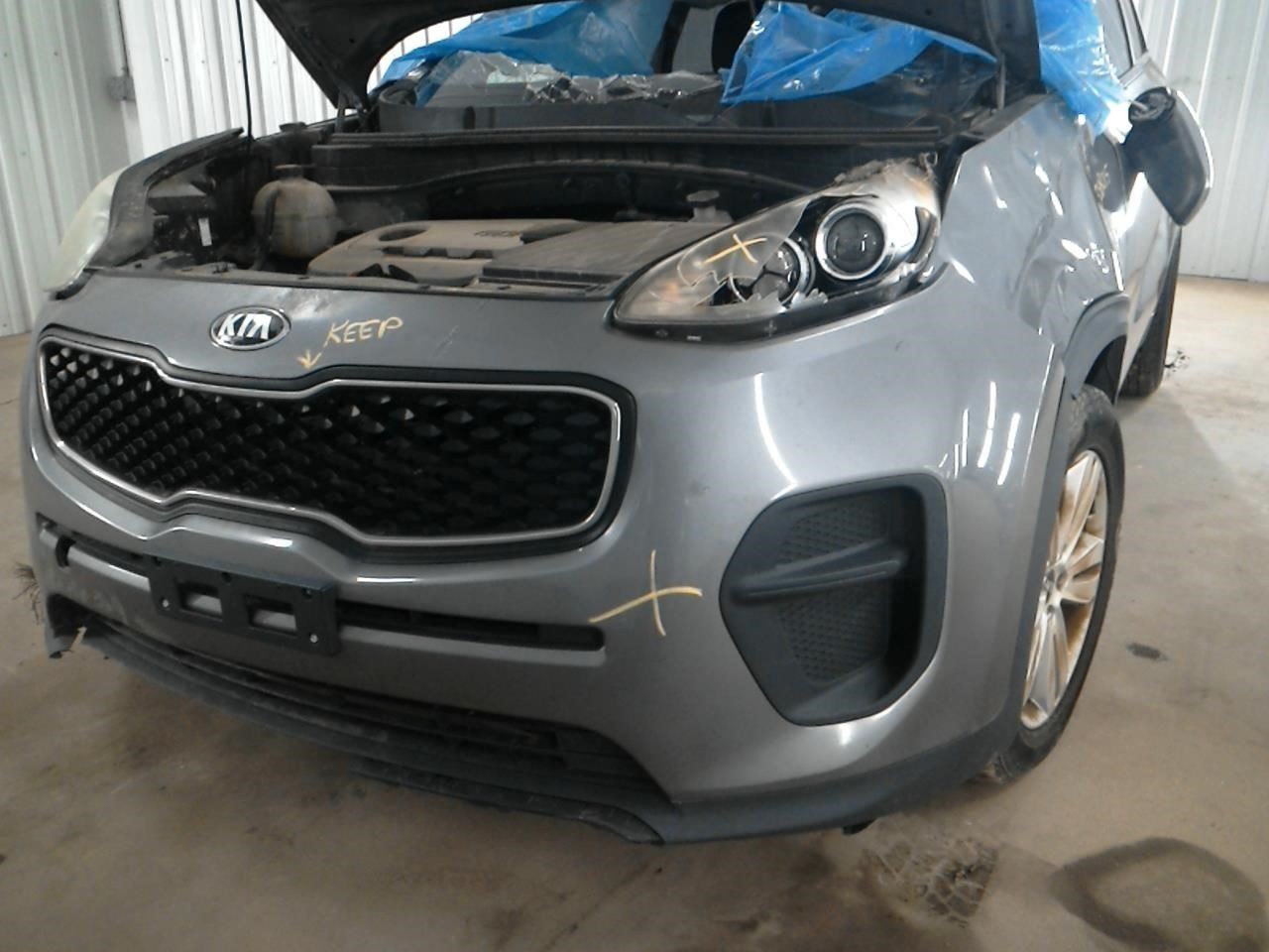 Driver Left Front Spindle/Knuckle FWD Fits 17-22 SPORTAGE 104961930