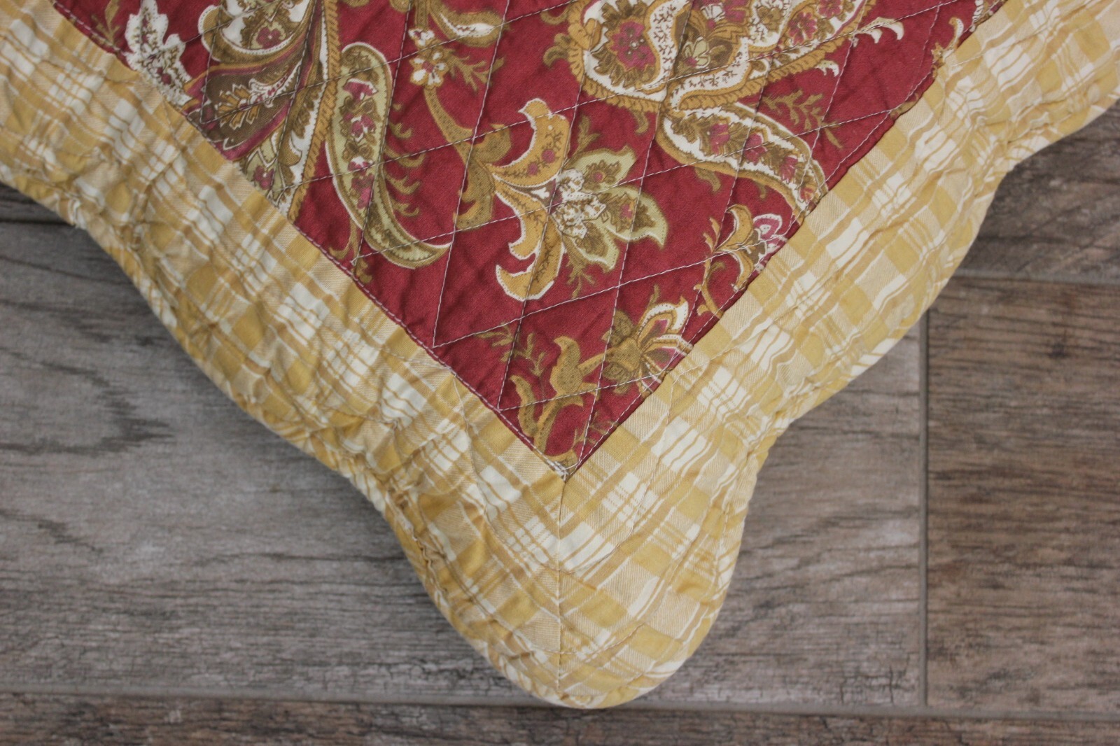 Isabella's Journey Paisley & Plaid Accent Quilted Throw Pillow Scalloped Edge VG