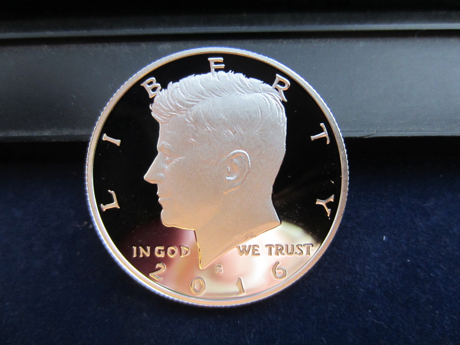 2016-S Silver Kennedy Half dollar  Deep Cameo Mirror Proof