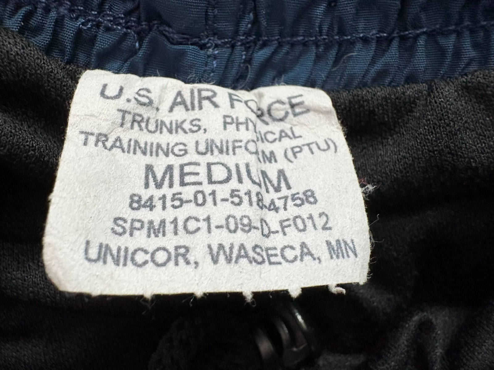 Unicor Mens Blue Lined US Air Force Physical Training Uniform Trunks Size M