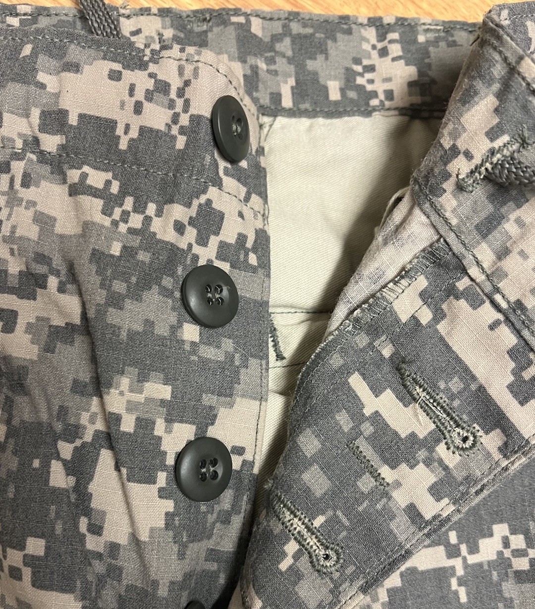 Defender M FR Camo Pants Men Sz Small Short Army Soldier Button Fly NWT