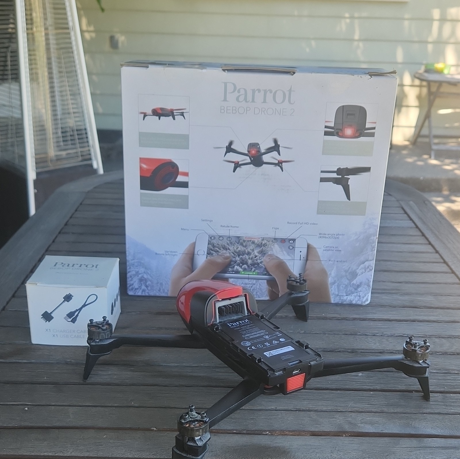 Parrot Bebop Drone 2 Quadcopter 14MP Full HD Camera, 25 Min Flight Time