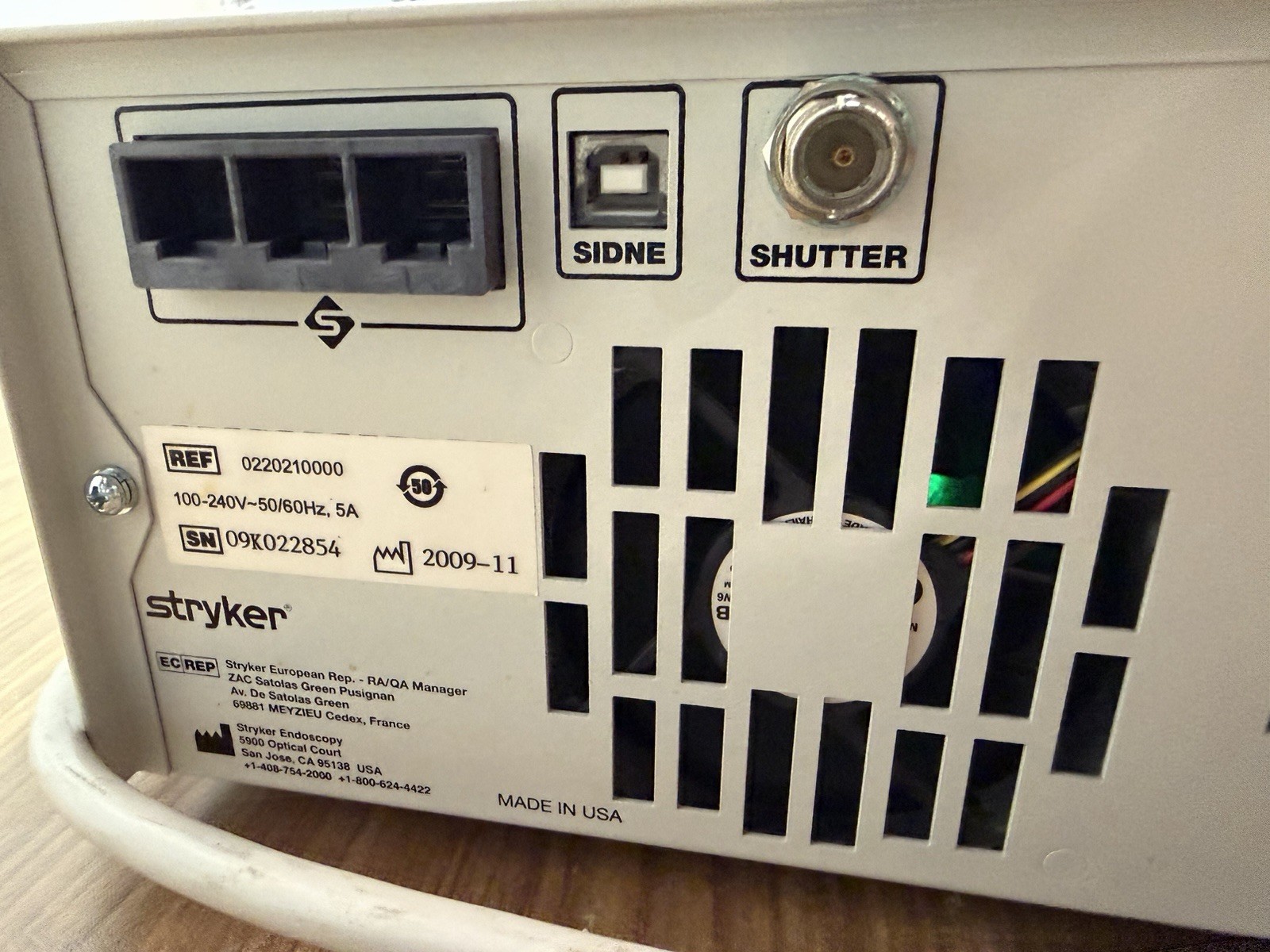 Stryker L9000 LED Light Source 220-210-000 Tested Working