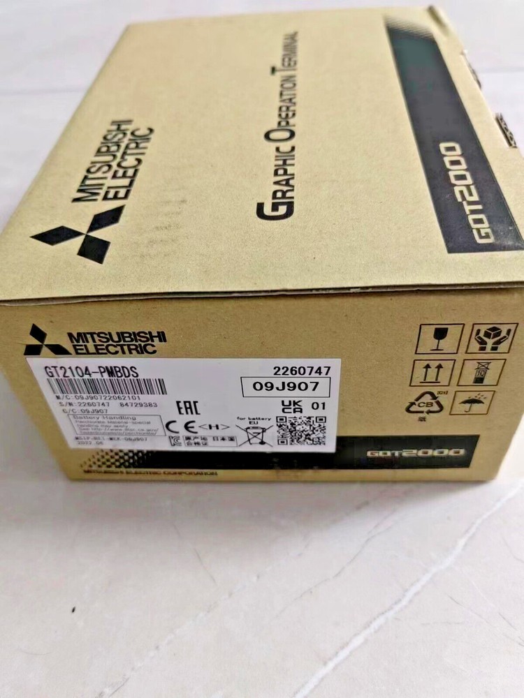 New 1PC Mitsubishi GT2104-PMBDS Touch Screen Expedited Shipping