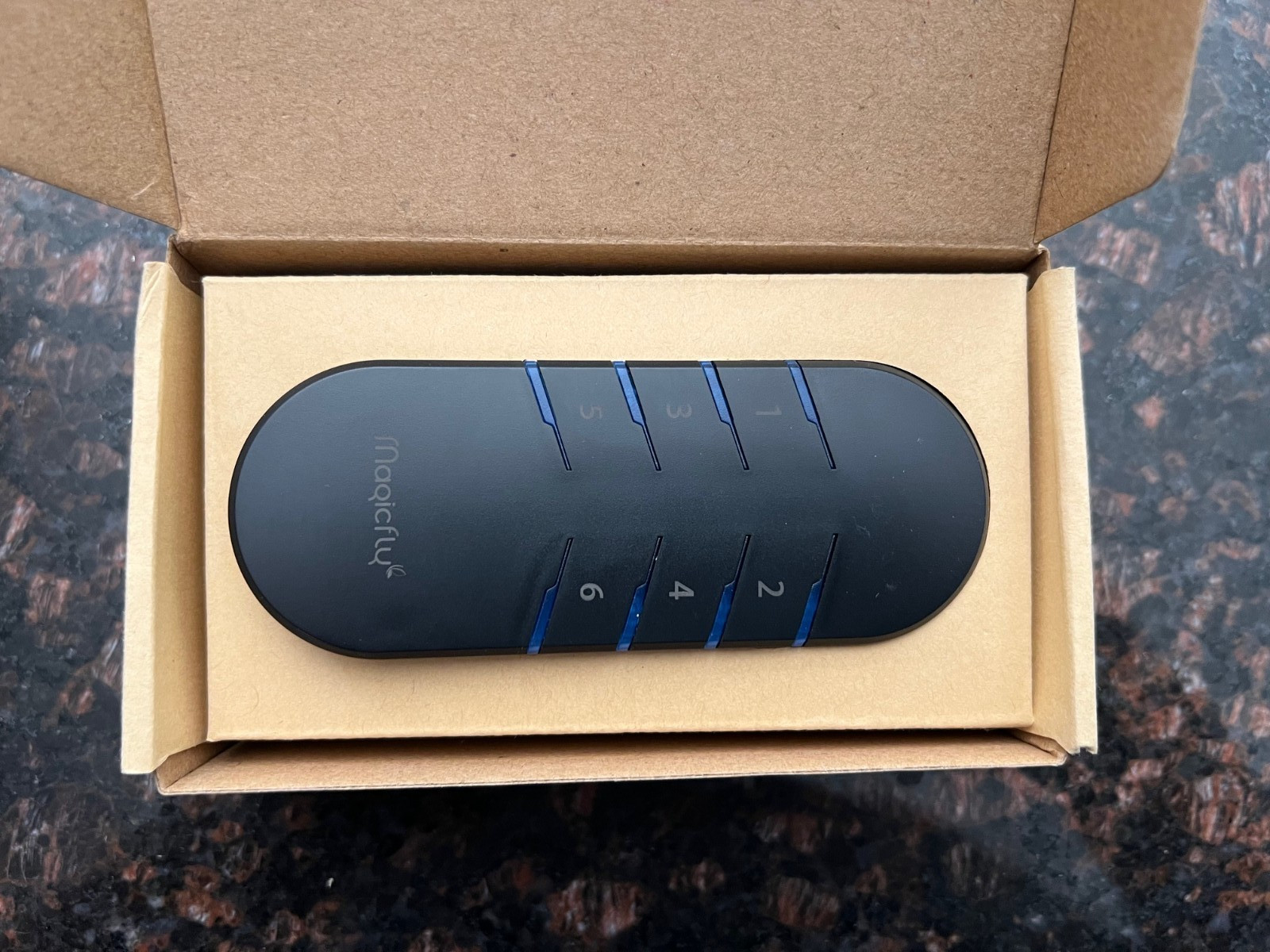 Key Finder, Item Locator Tags With Wireless Remote - 6 Tags