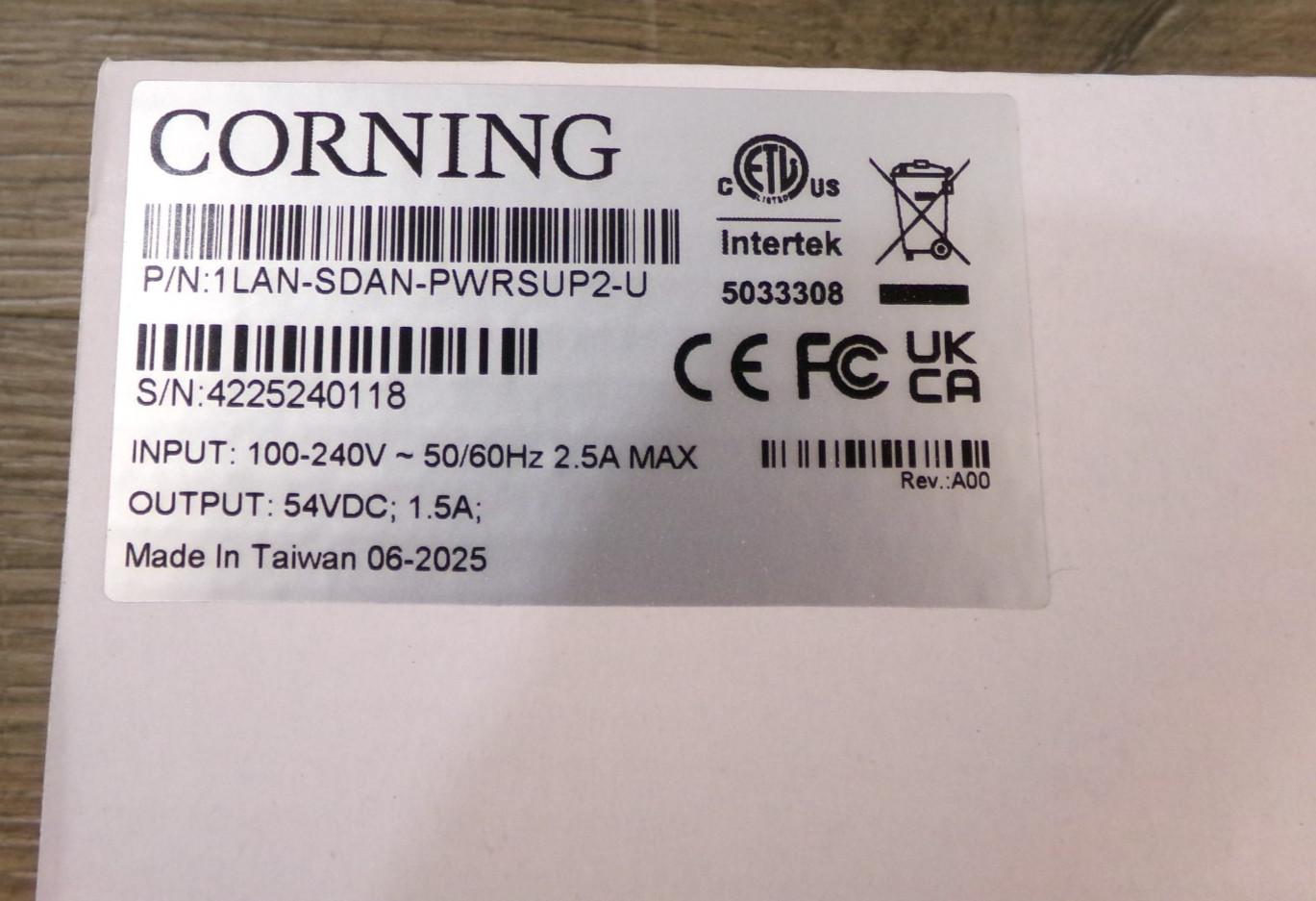 New Corning 1LAN-SDAN-PWRSUP2-U| Power Supply, SD-LAN Series, Wall Plug-In S6