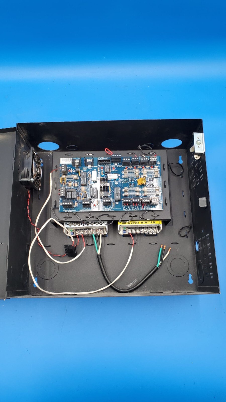 DSX DSX-1040PDP DOOR CONTROLLER POWER SUPPLY PANEL 1040 SERIES