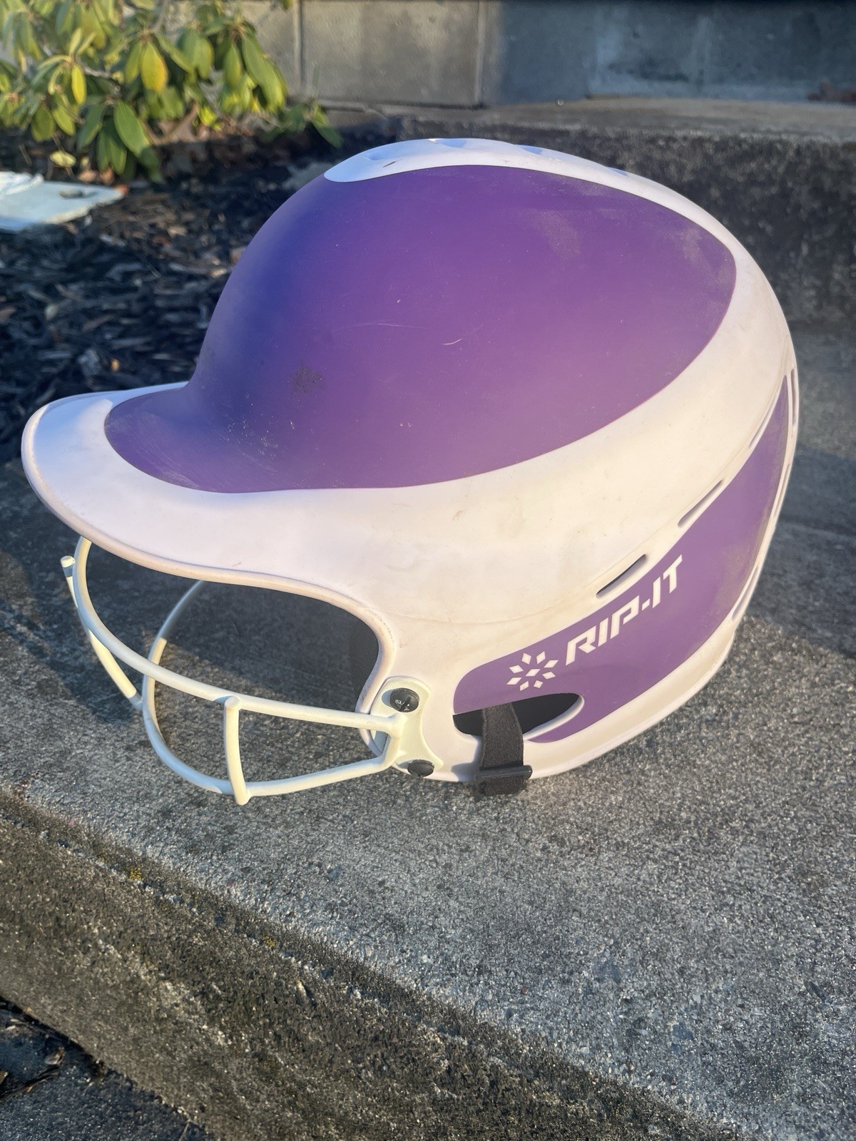 Rip-It Vision Pro Softball Batting Helmet Purple/White Size S/M 6-6 7/8