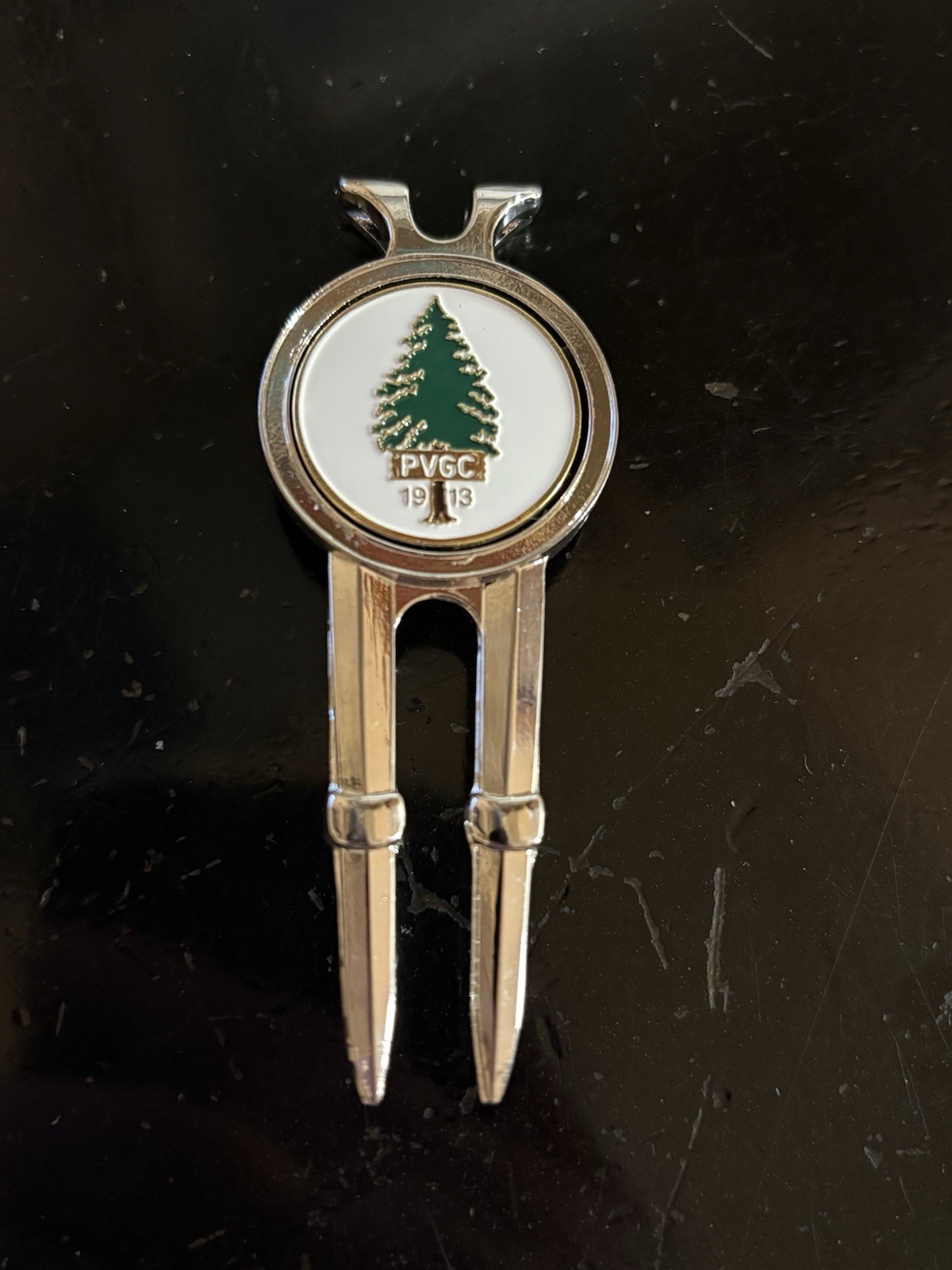 Pine Valley Golf Club Authentic Members Divot Tool & 1" Coin Style Golf Marker