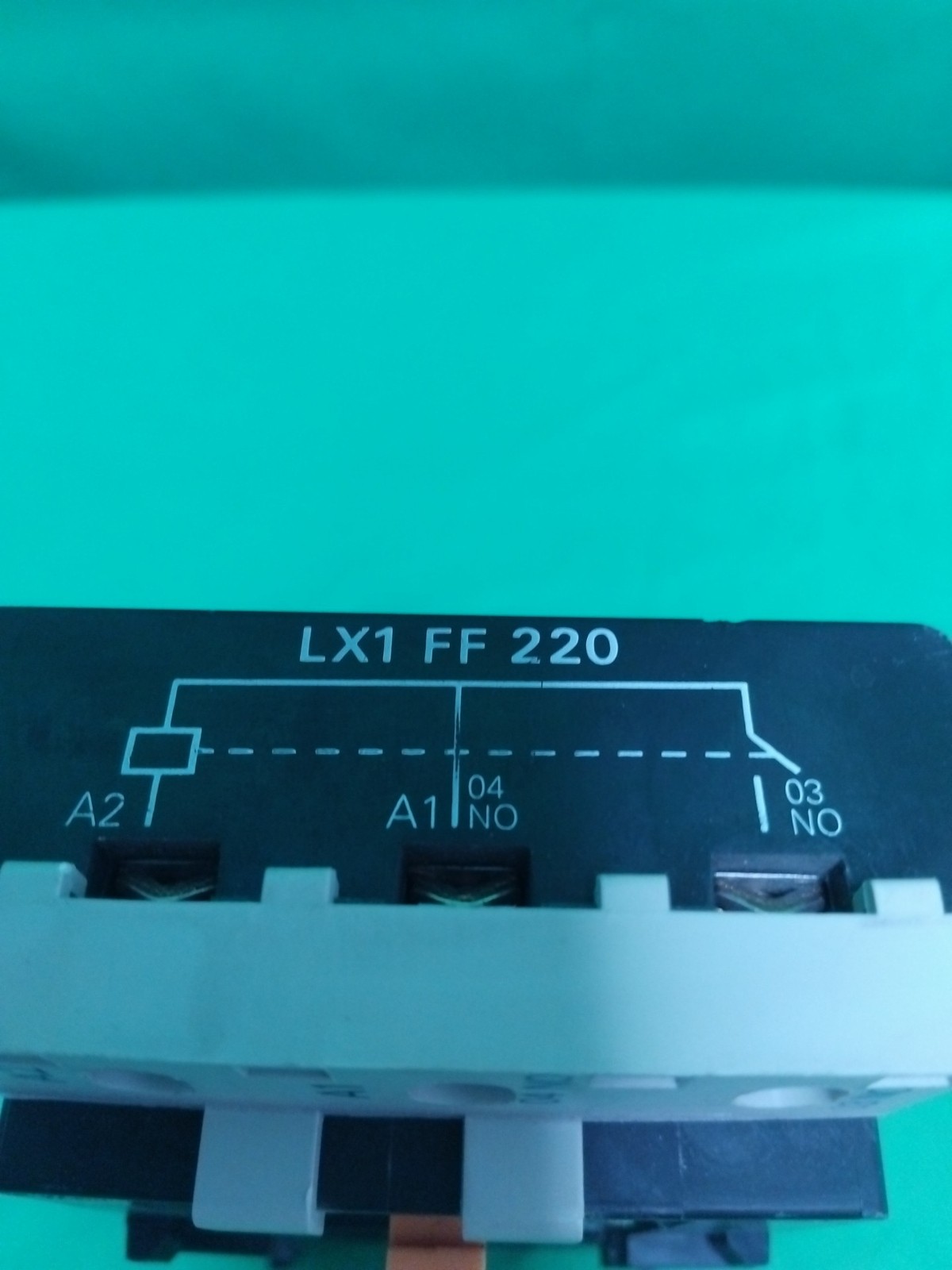 Telemecanique LX1 FF 220 LX1FF220-