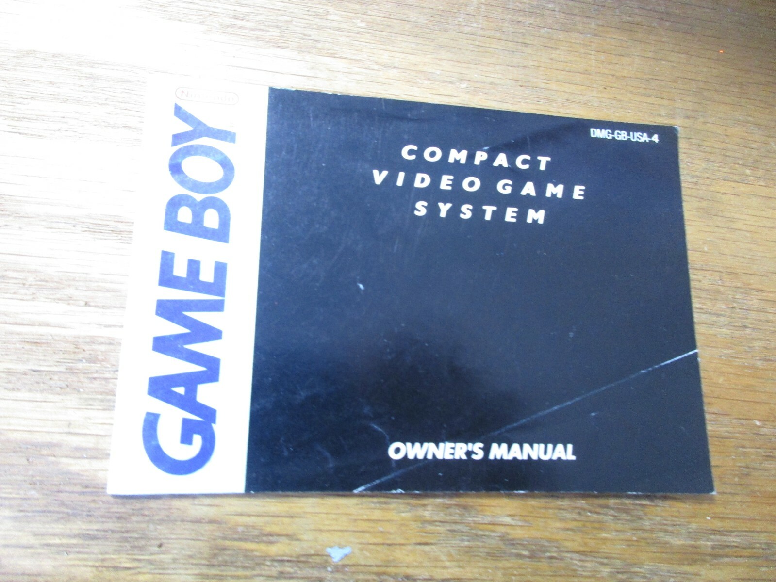 Gameboy Nintendo COMPACT VIDEO GAME SYSTEM Owner's Manual Booklet ONLY