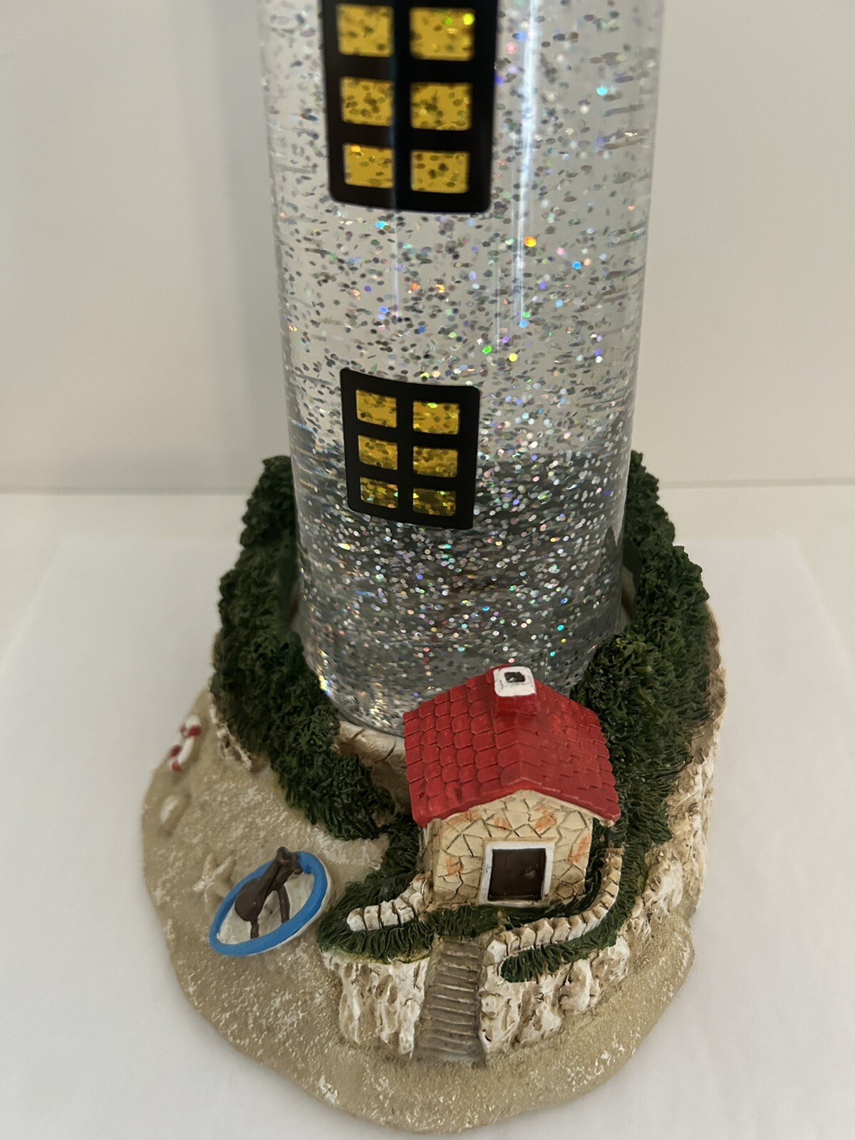 LIGHTHOUSE GLITTER GLOBE Cracker Barrel Exclusive Large Acrylic Resin New No Box