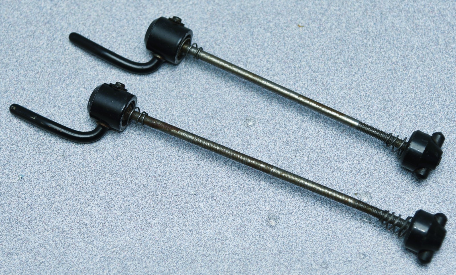 American Classic Skewer Set 100/130 steel rod black quick release rare vintage