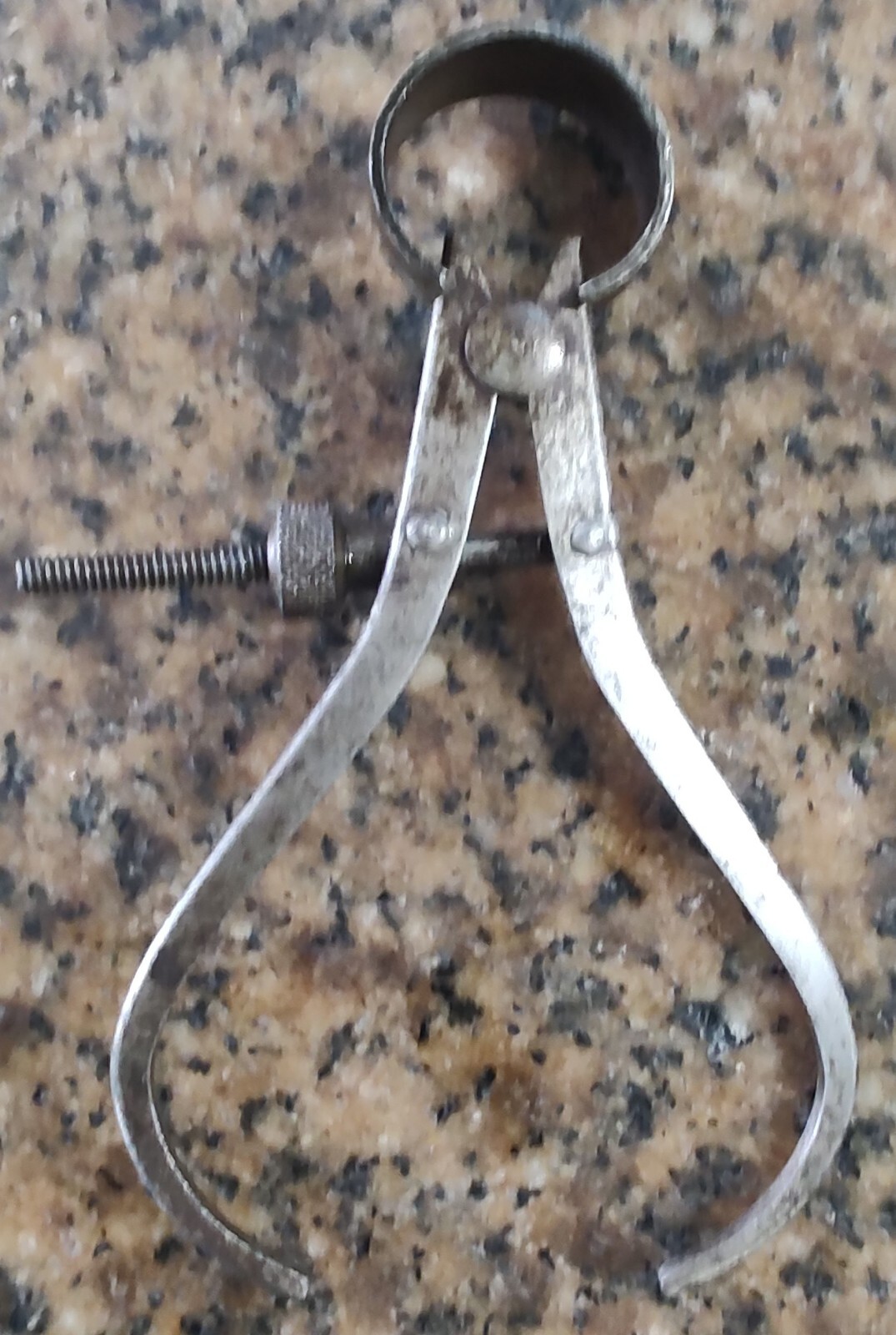 🗽 VINTAGE 4" ID CALIPER