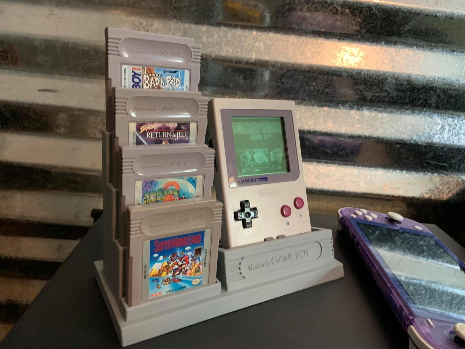 Gameboy Classic Display Stand With Cartridge Holdeer