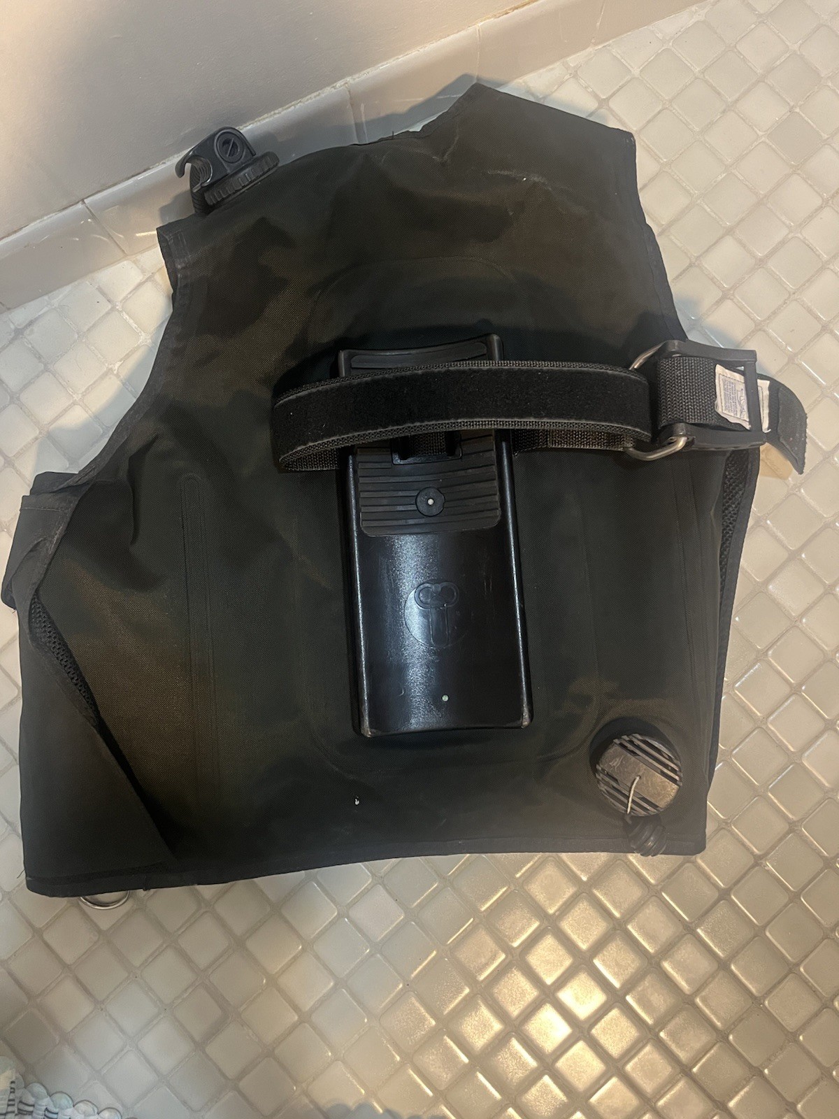 US Divers Aqualung Sonic 2 Buoyancy Compensator Large