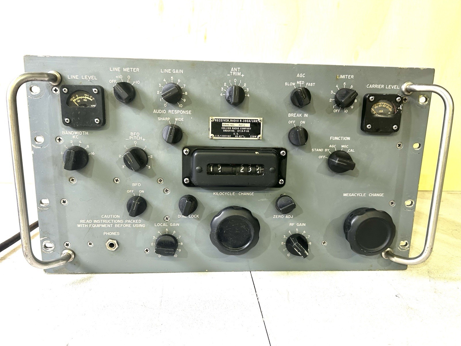 Vintage Collins R-390A/URR US Army Tube HamRadio Communications Receiver SN 4871