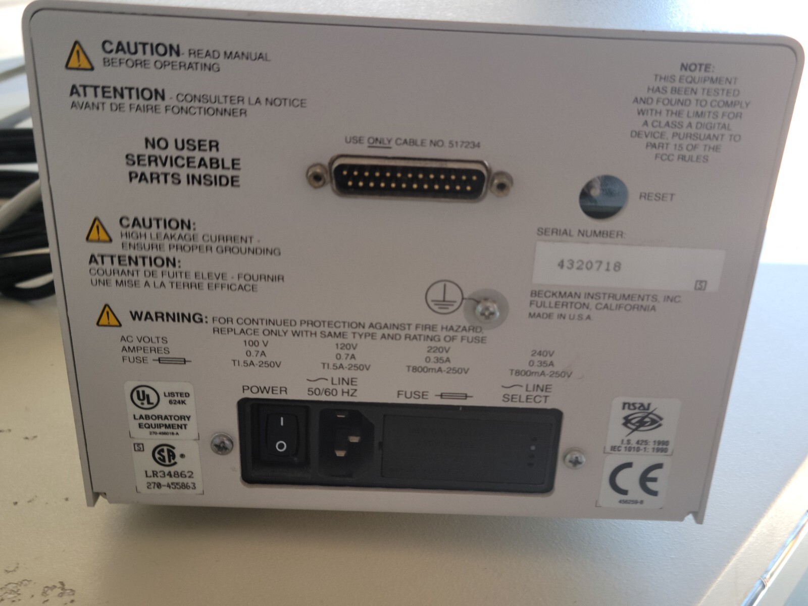 Beckman DU650 Series Spectrophotometer (Model: DU-650) Also Temp Control Unit
