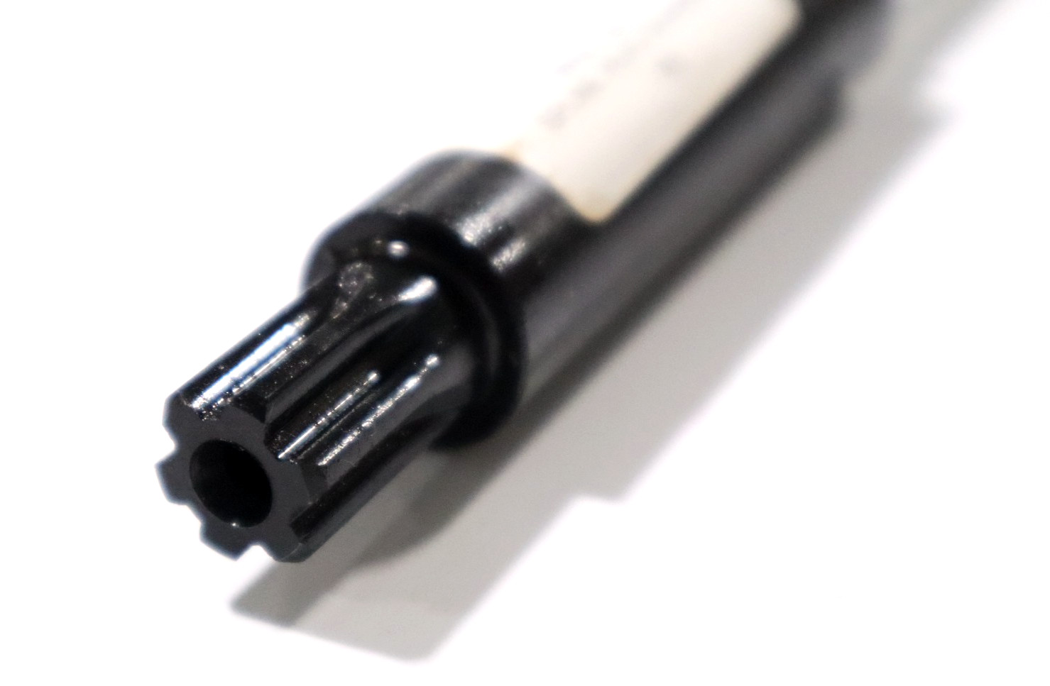 HIGH QUALITY TOOL, SPLINE HEAD DRAWBAR R8 1039