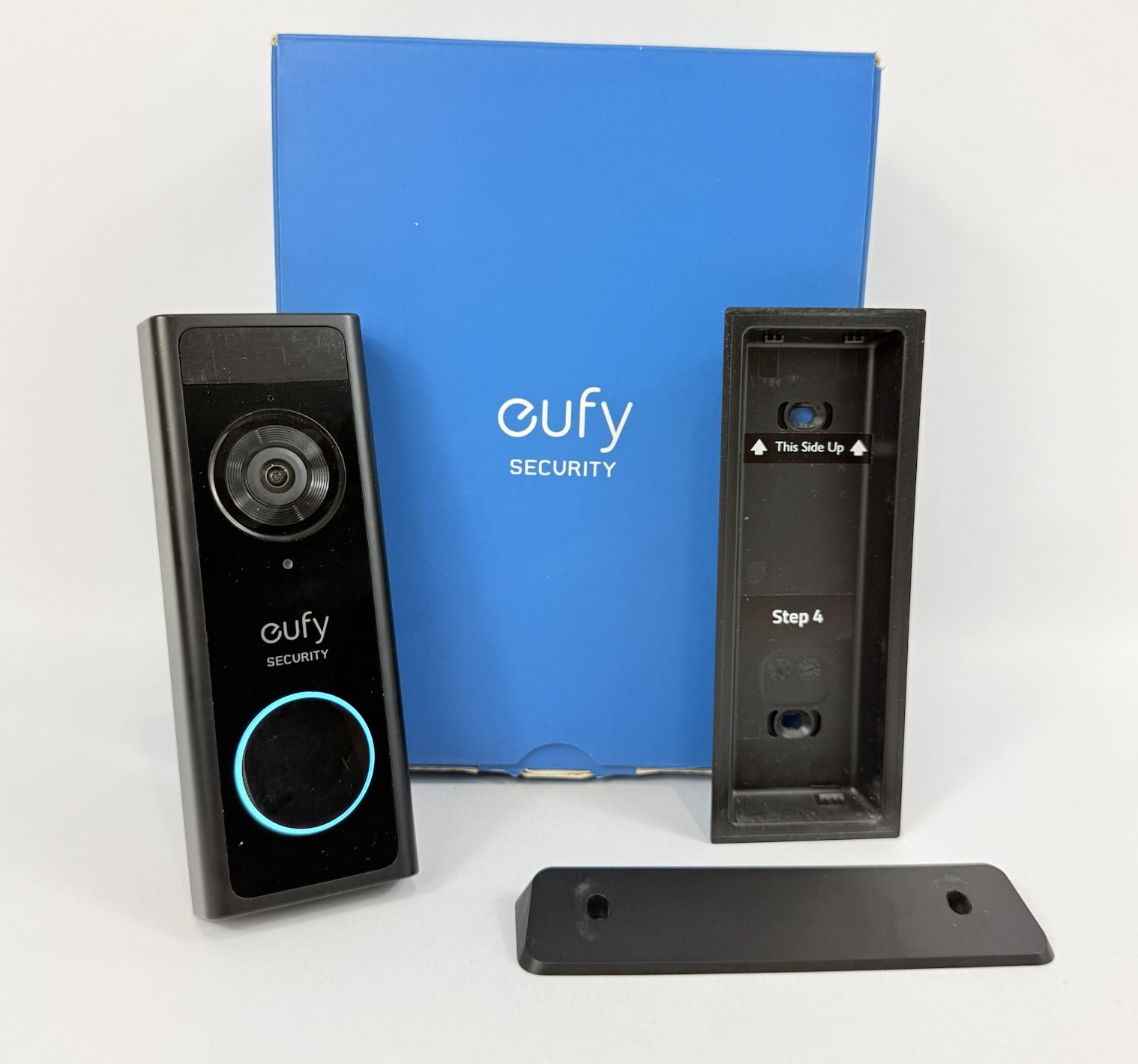 Eufy Video Doorbell 1080p Model T8222 Camera, Housing, & Attachment Great Works