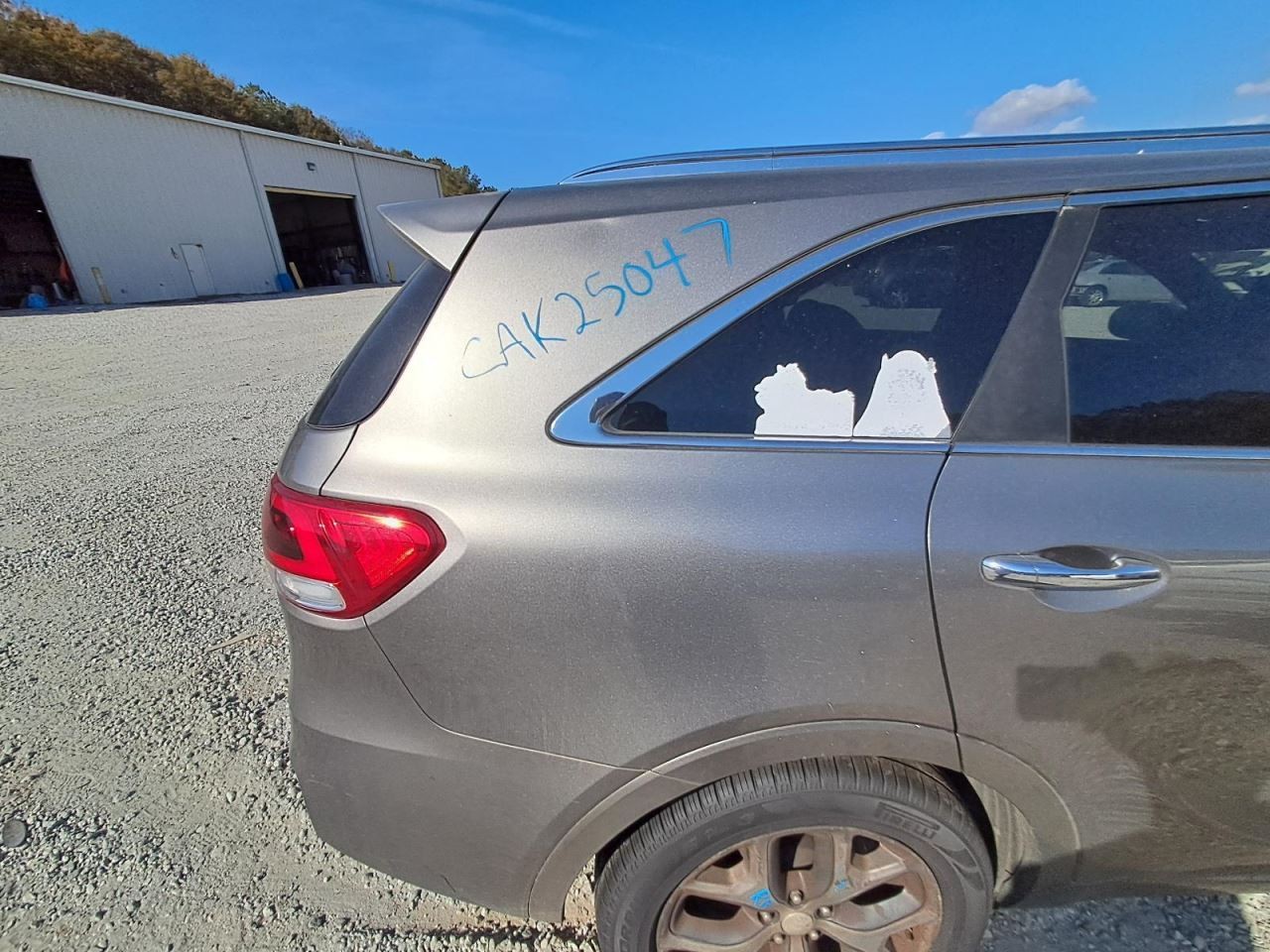 SORENTO 2016 Glove Box 4871033